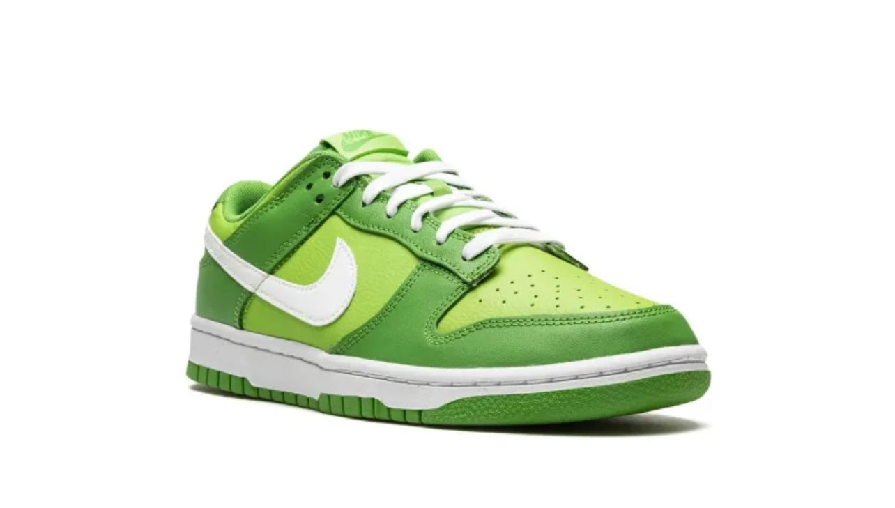 Nike
Dunk Low Retro "Chlorophyll" sneakers
$